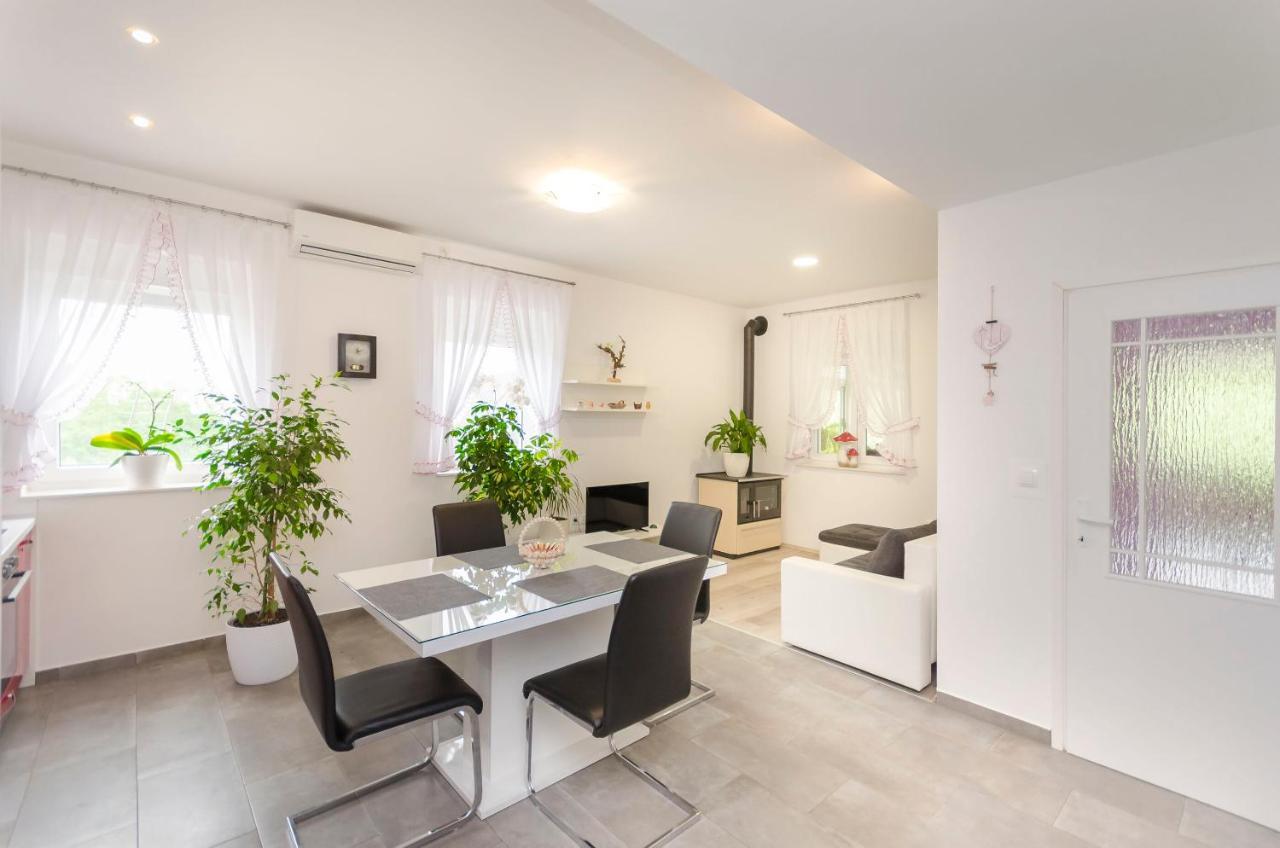 Apartment Luka Rupe Eksteriør bilde