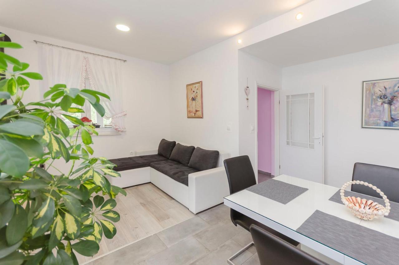 Apartment Luka Rupe Eksteriør bilde